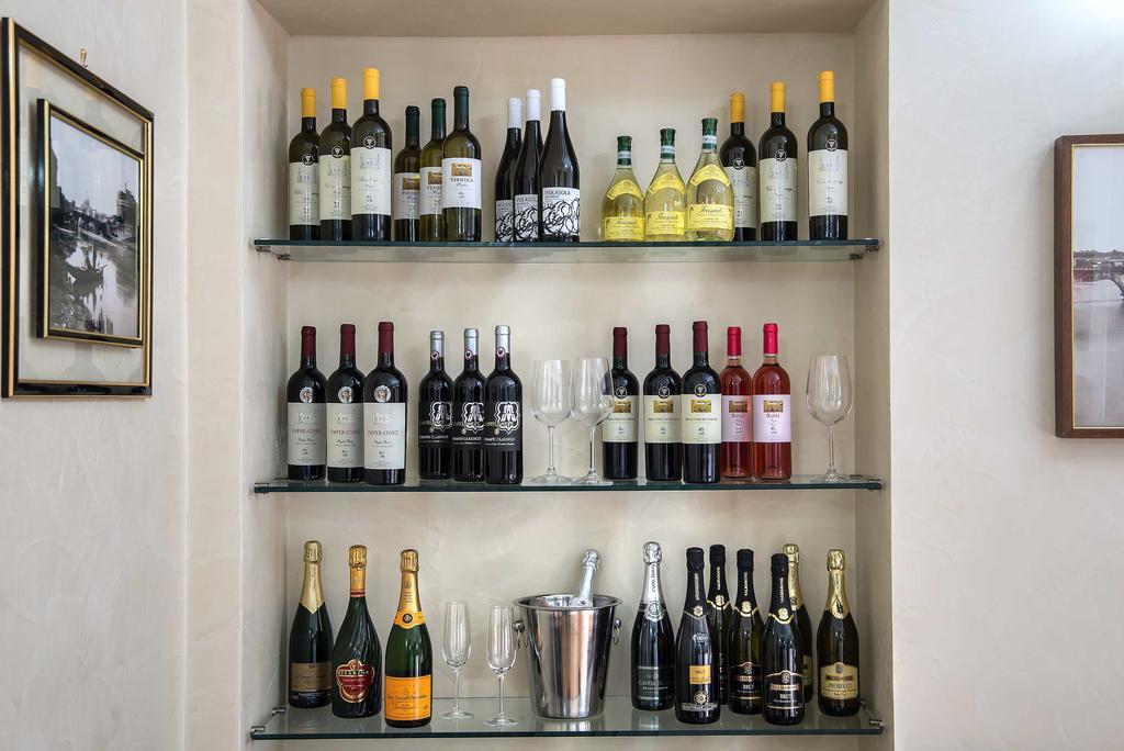 Alojamento de Acomodação e Pequeno-almoço Trevi 3*